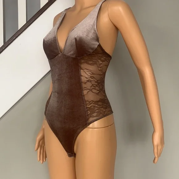 Bodysuit - Picture 1 of 4